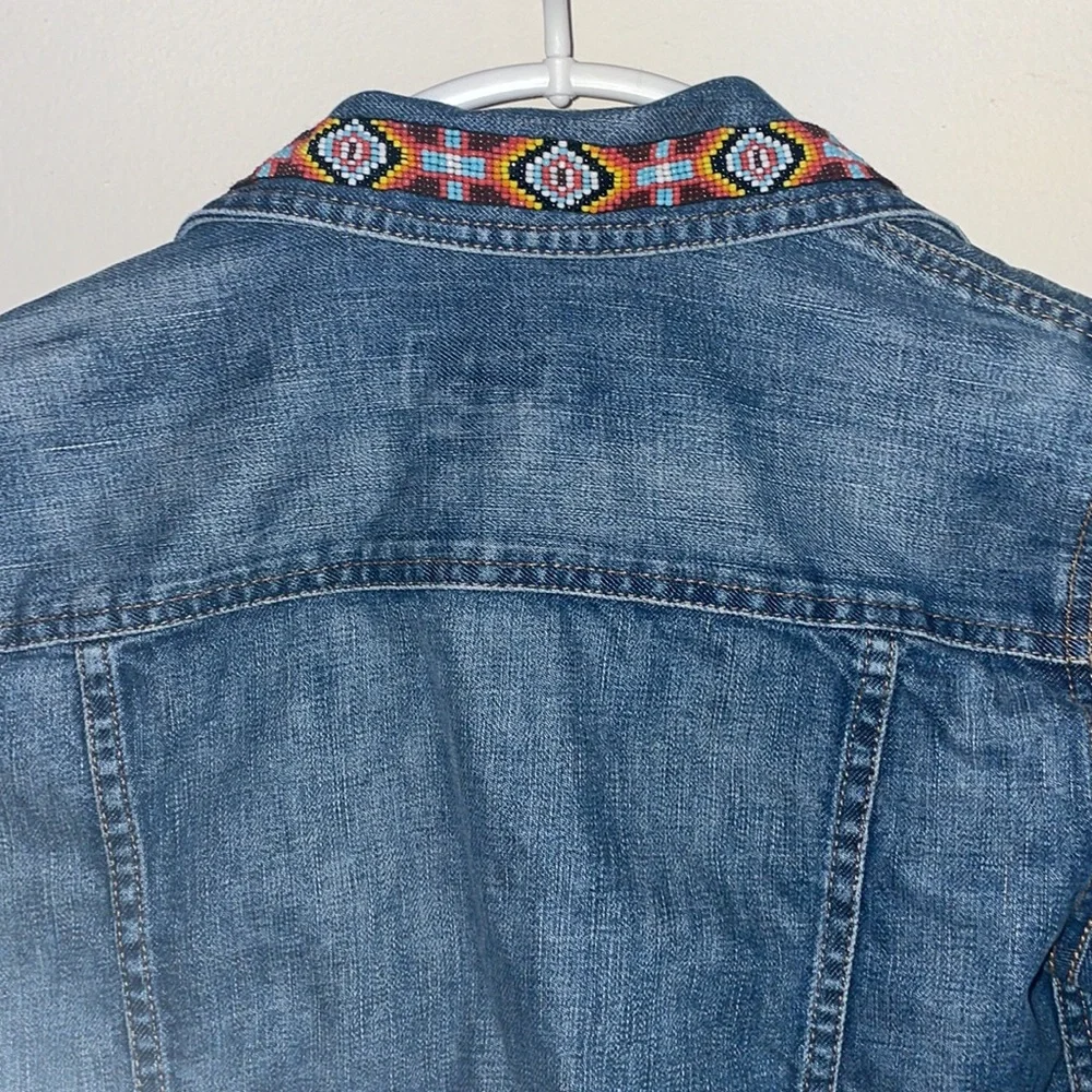 Lauren Jeans Co. Southwestern Style Beadwork Trucker Jacket, Size Small - Picture 8 of 17